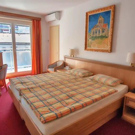 Hotel Dischma - Free Bus And Train Ticket