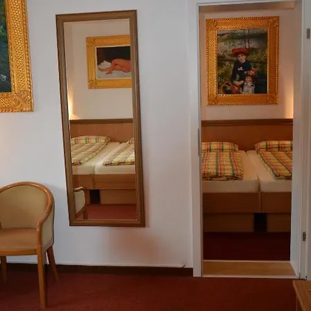 Dischma - Free Bus And Train Ticket Hotel