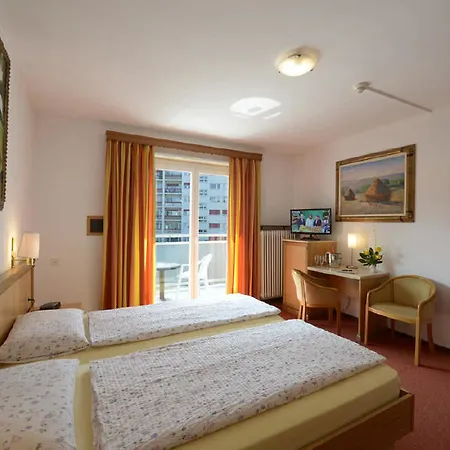 Hotel Dischma - Free Bus And Train Ticket Paradiso